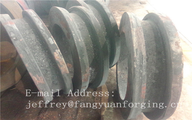 SA-182 F92 Alloy Steel Forgings / Forged Pipe Valve Rough berubah